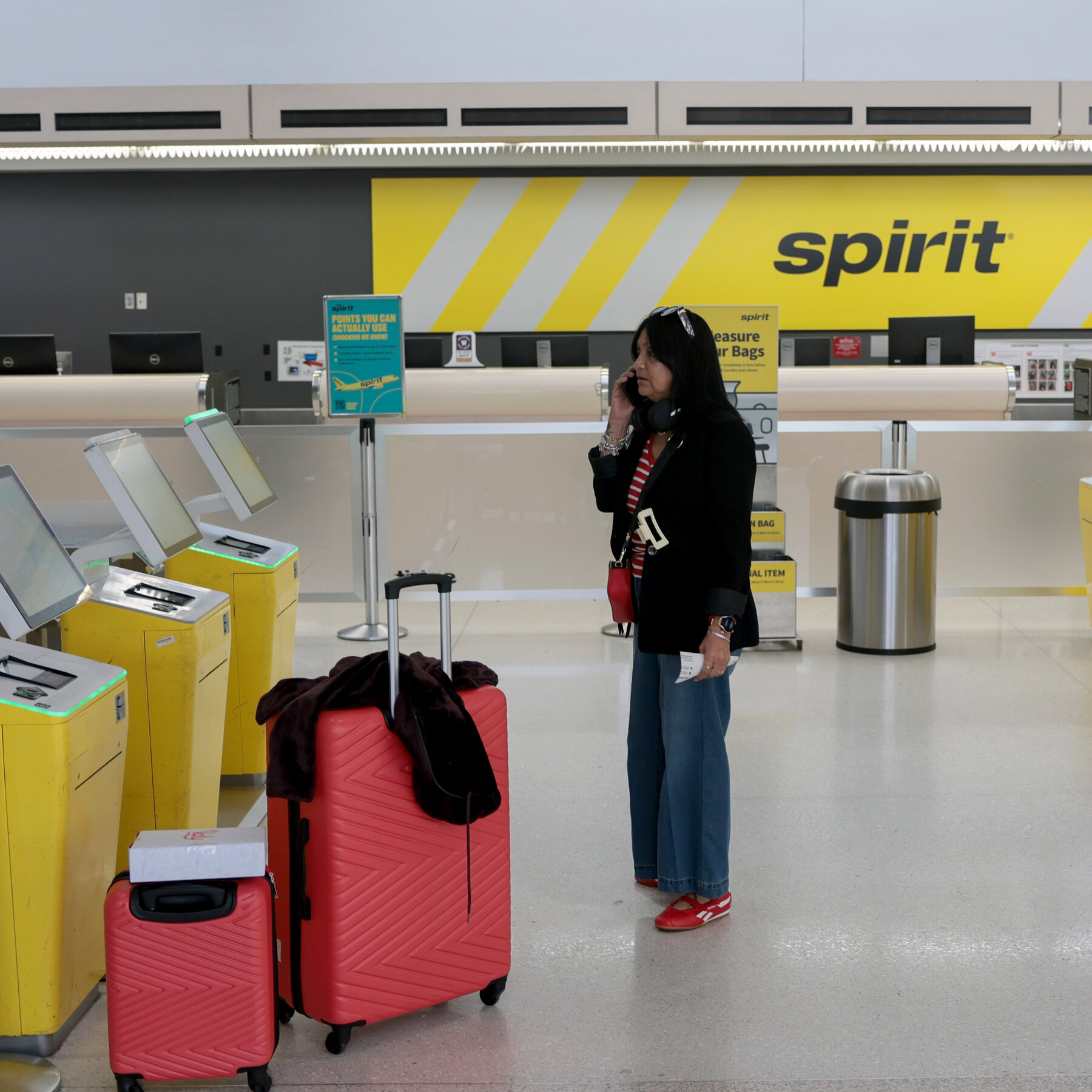 Spirit Airlines Cancels All Flights, Stranding Passengers